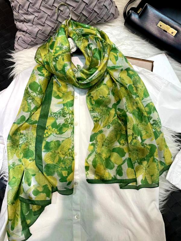 Scarf 100% Silk Paj Green Yellow